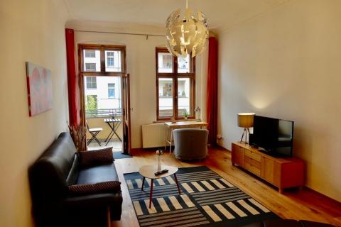 Willkommen in Ihrem neuen Zuhause im Herzen von Berlin Prenzlauer Berg!  Dieses charmante möblierte
