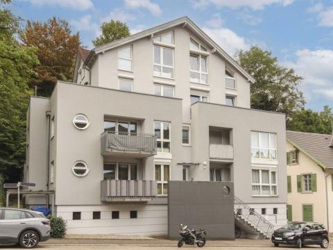  JNKM ca. 11.880 € Hausgeld mtl. ca. 350 € Einbauküche Balkon mit schöner Aussicht Offene Wohnküche Vollbad
